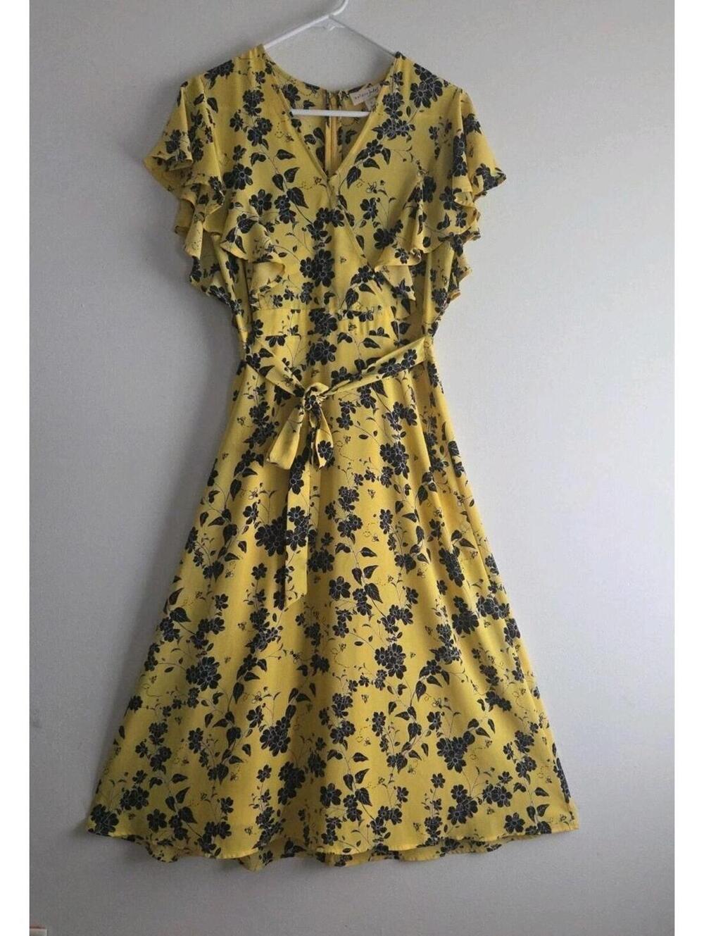 maison jules dress Party/cocktail  Midi Dress Size 6  Yellow